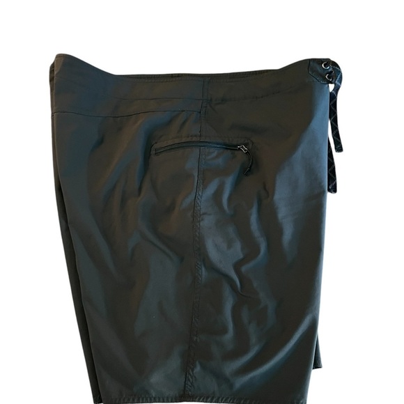 PATAGONIA MEN’S BLACK SWIM TRUNKS SIZE 38 - Picture 3 of 6